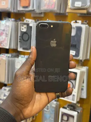 Apple iPhone 8 Plus 64 GB Black