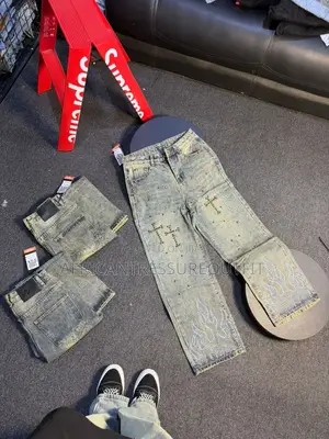 Saint Louis Jeans Collection