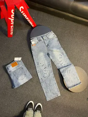 Saint Louis Jeans Collection