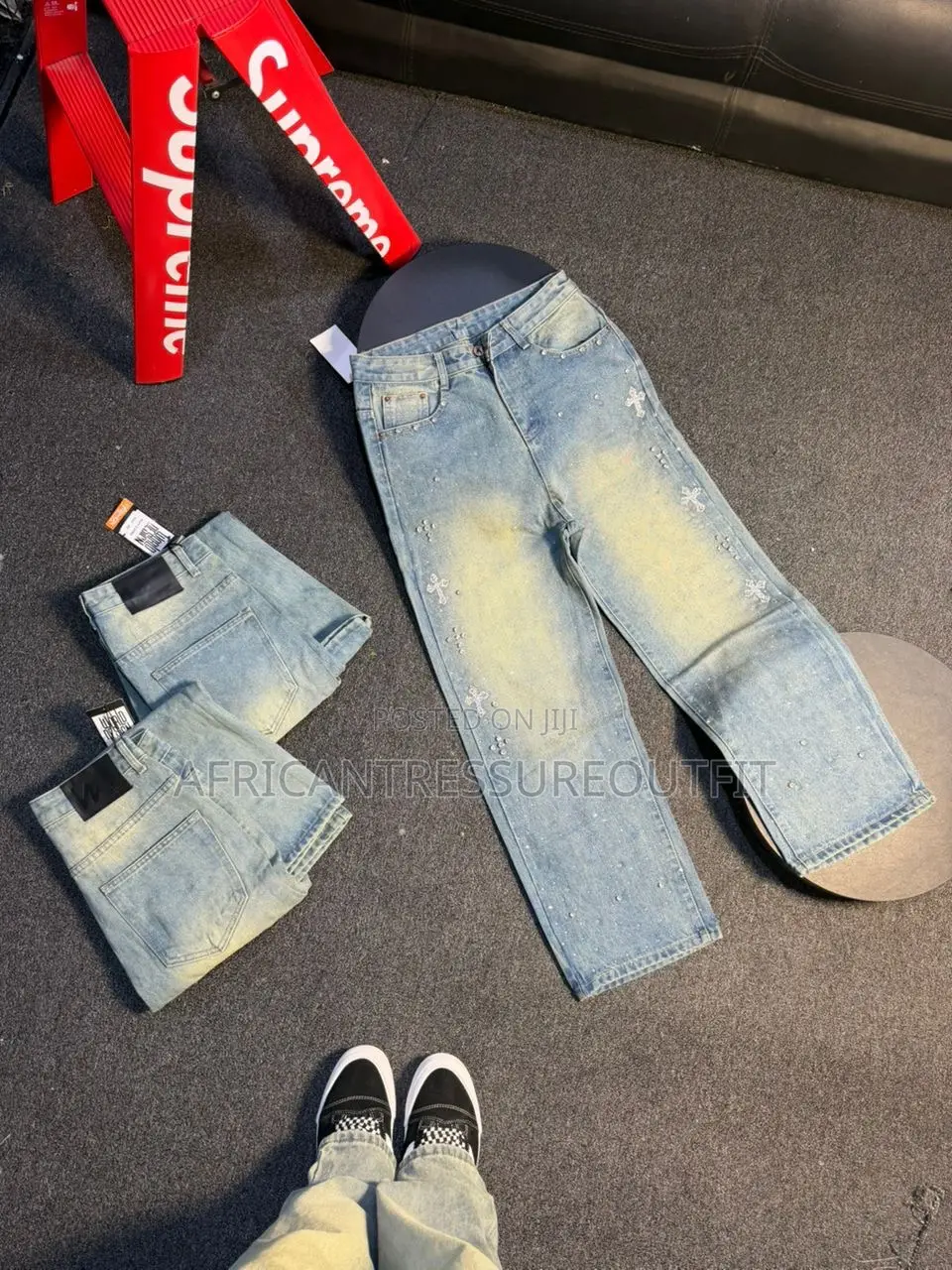 Saint Louis Jeans Collection