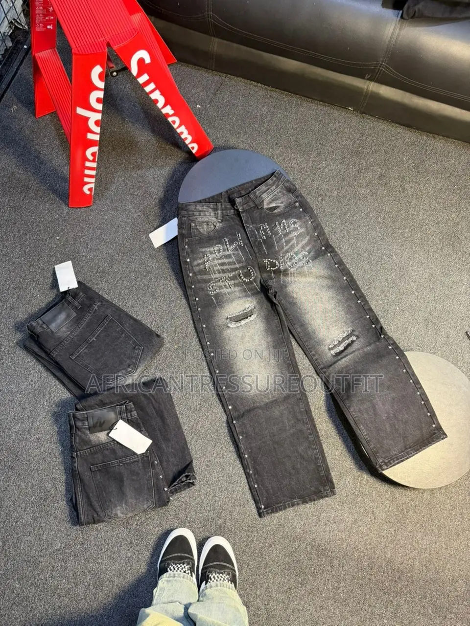 Saint Louis Jeans Collection