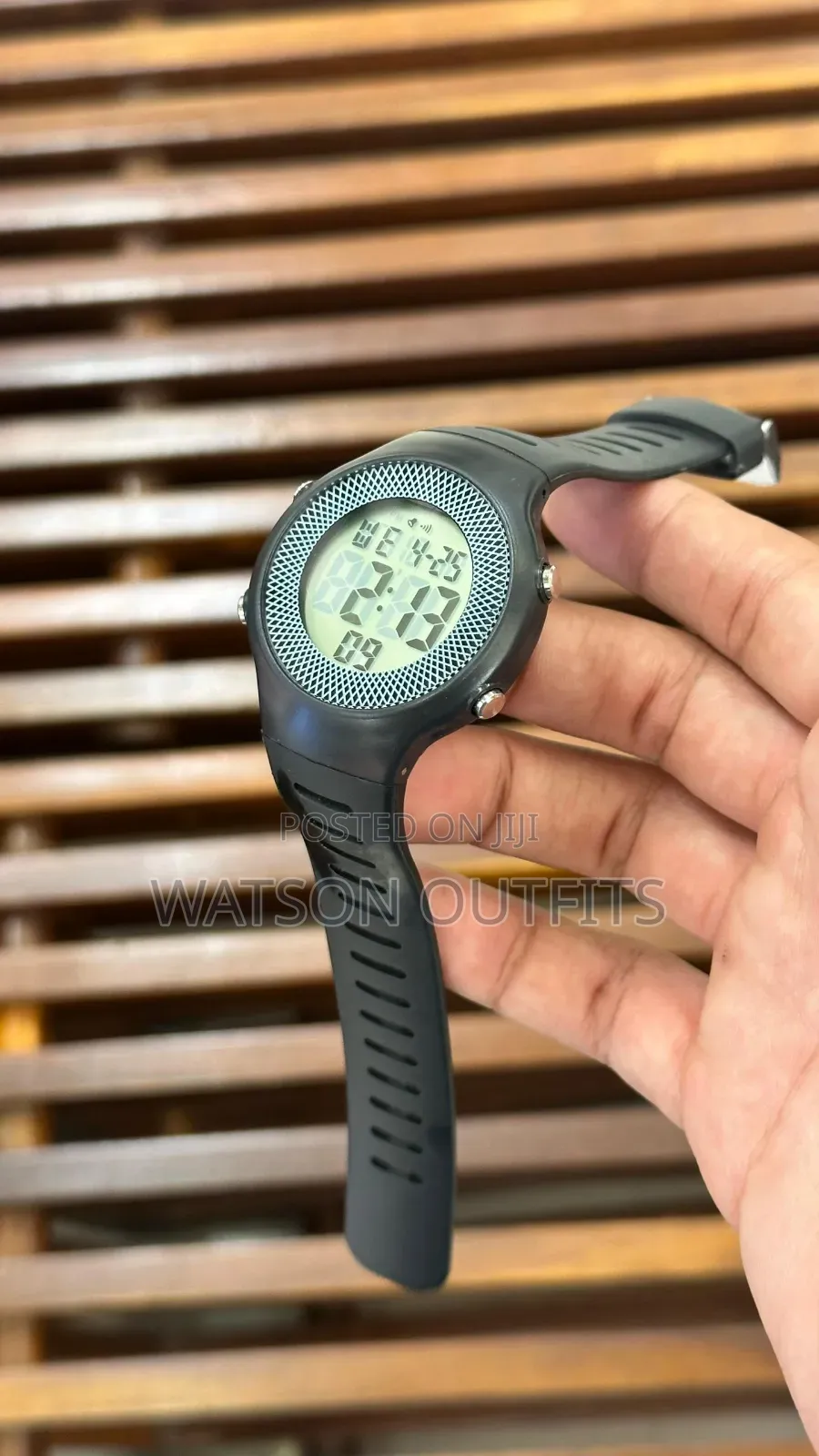 Men's and Women's Sport Watches Waterproof and Completely Very Smart