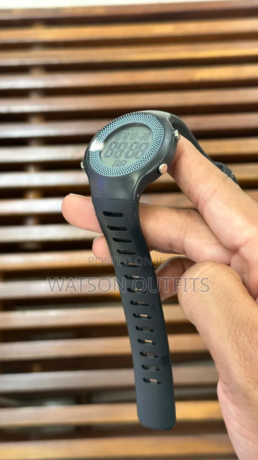 Men's and Women's Sport Watches Waterproof and Completely Very Smart