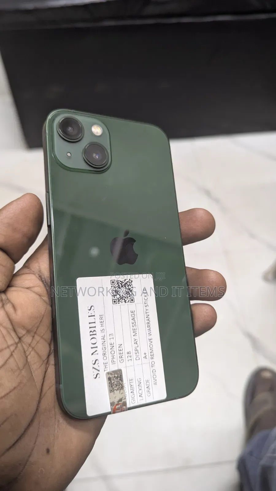 Apple iPhone 13 128 GB