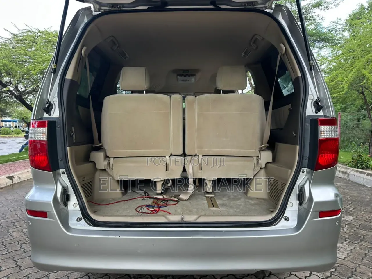 Toyota Alphard 2004 Gray
