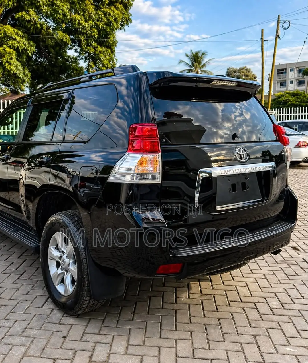 Toyota Land Cruiser Prado 2013 Black
