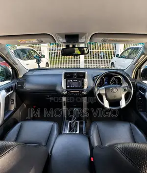 Toyota Land Cruiser Prado 2013 Black