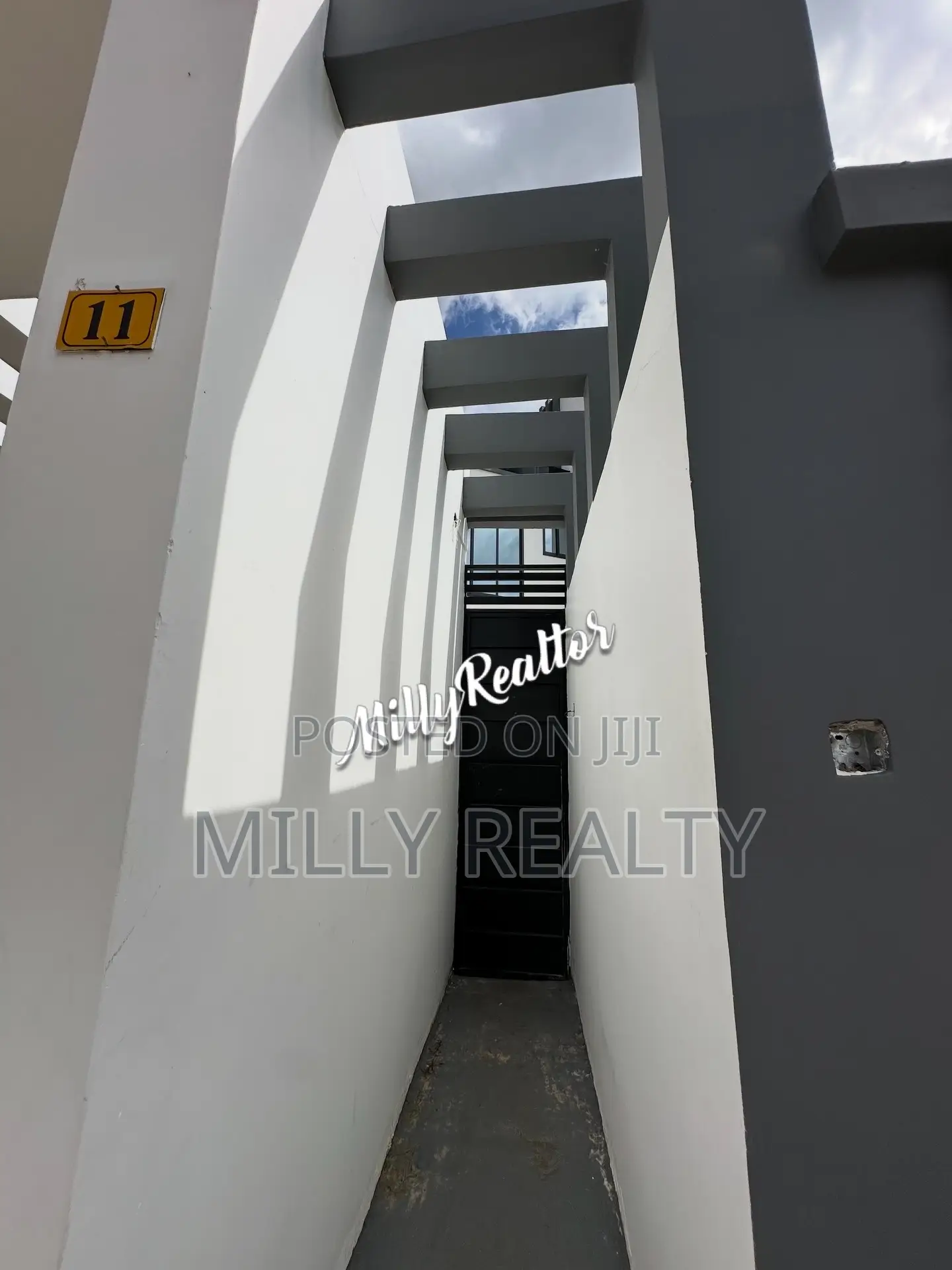 6bdrm Mansion in Mbweni Jkt Block No. for sale