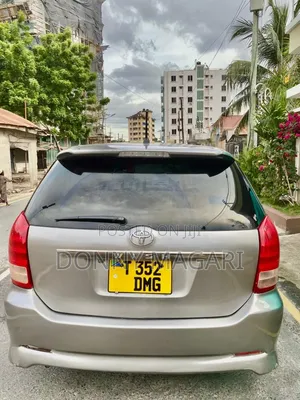 Toyota Wish 2005 Silver