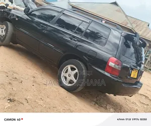 Toyota Kluger 2005 Black