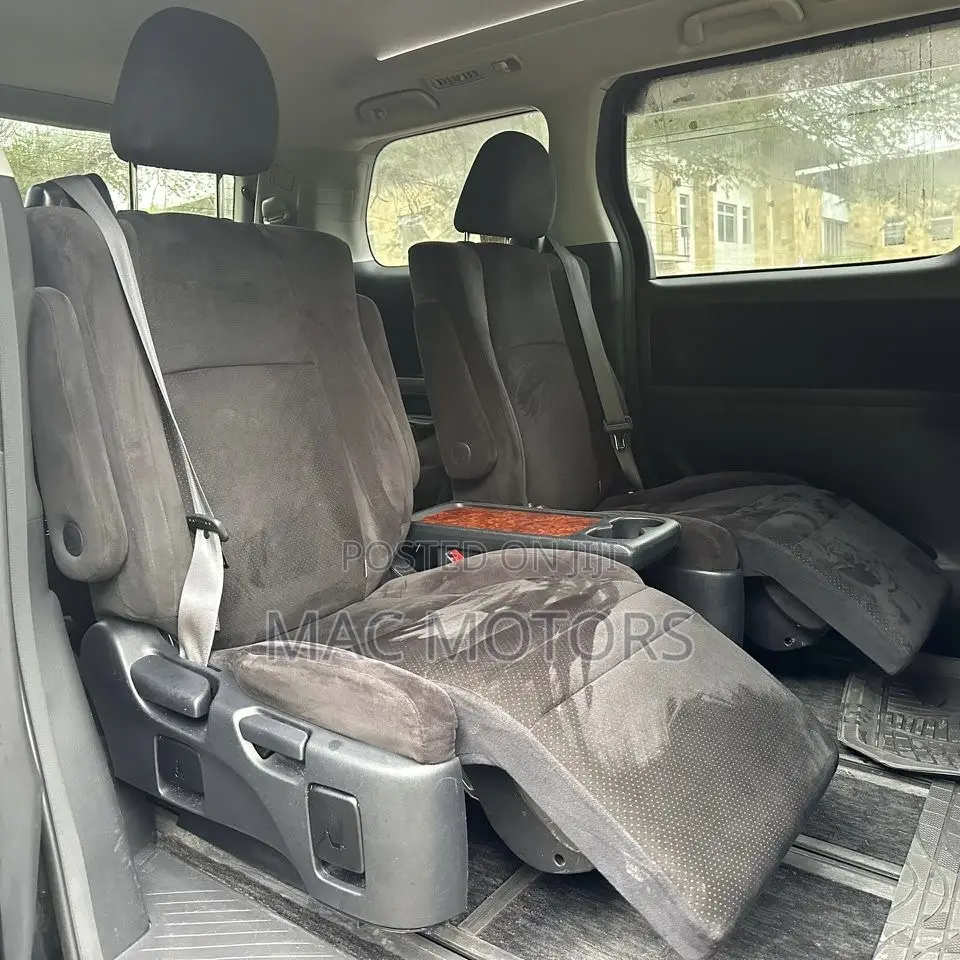 Toyota Vellfire 2009 Black