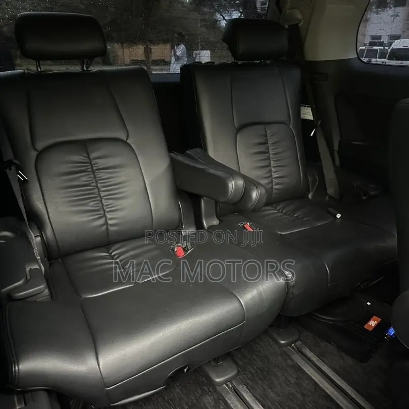 Toyota Vellfire 2010 Black