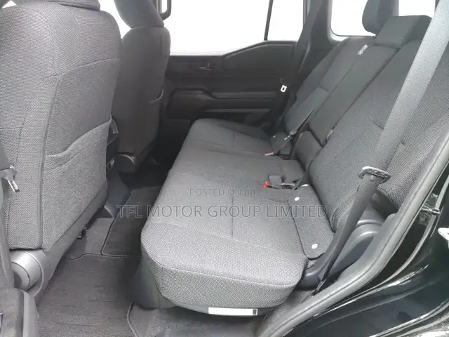 Toyota Land Cruiser LC250 2025 Black