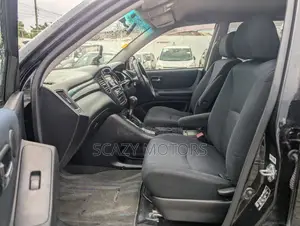 Toyota Kluger 2004 Black