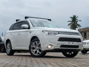 Mitsubishi Outlander 2005 White