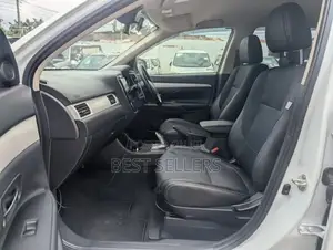 Mitsubishi Outlander 2.4 PHEV AWD 2015 White