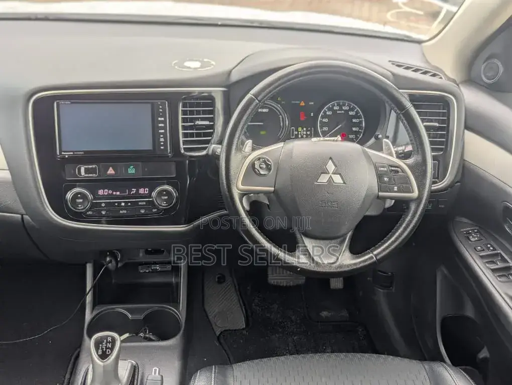Mitsubishi Outlander 2.4 PHEV AWD 2015 White