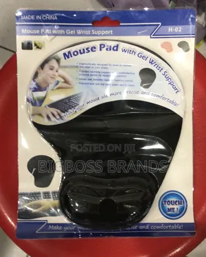 Mouse Pad With Gel Wrist Support