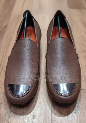 Clarks Totally and Classically Branded Men's New Shoes Materials Nice