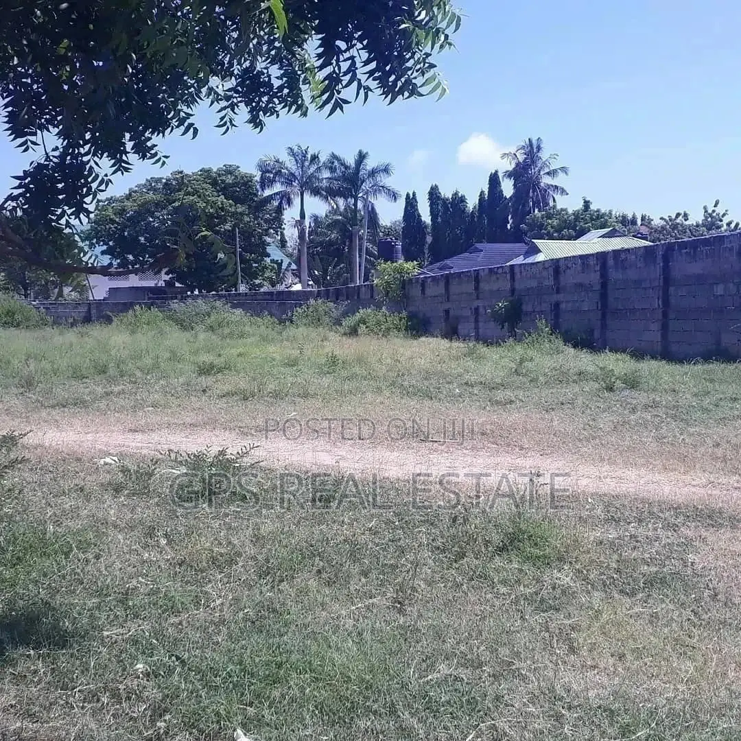 A Very Good Plot For Sale