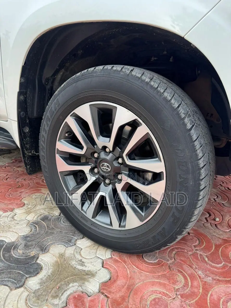 Toyota Land Cruiser Prado 2022 White