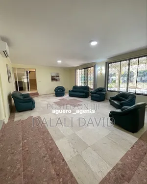 5bdrm House in Ada Estate for rent