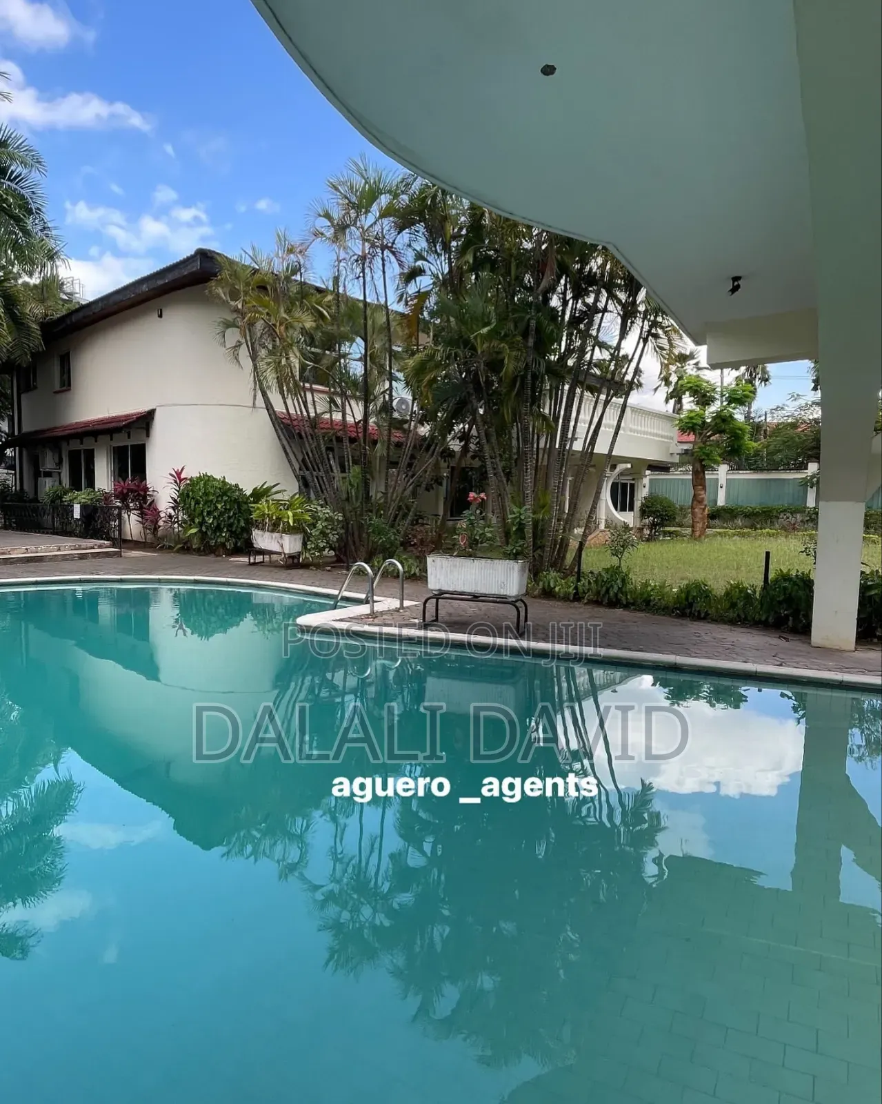 5bdrm House in Ada Estate for rent