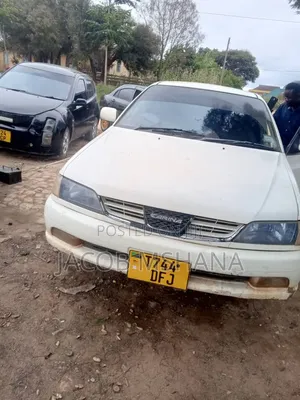 Toyota Carina 2001 White