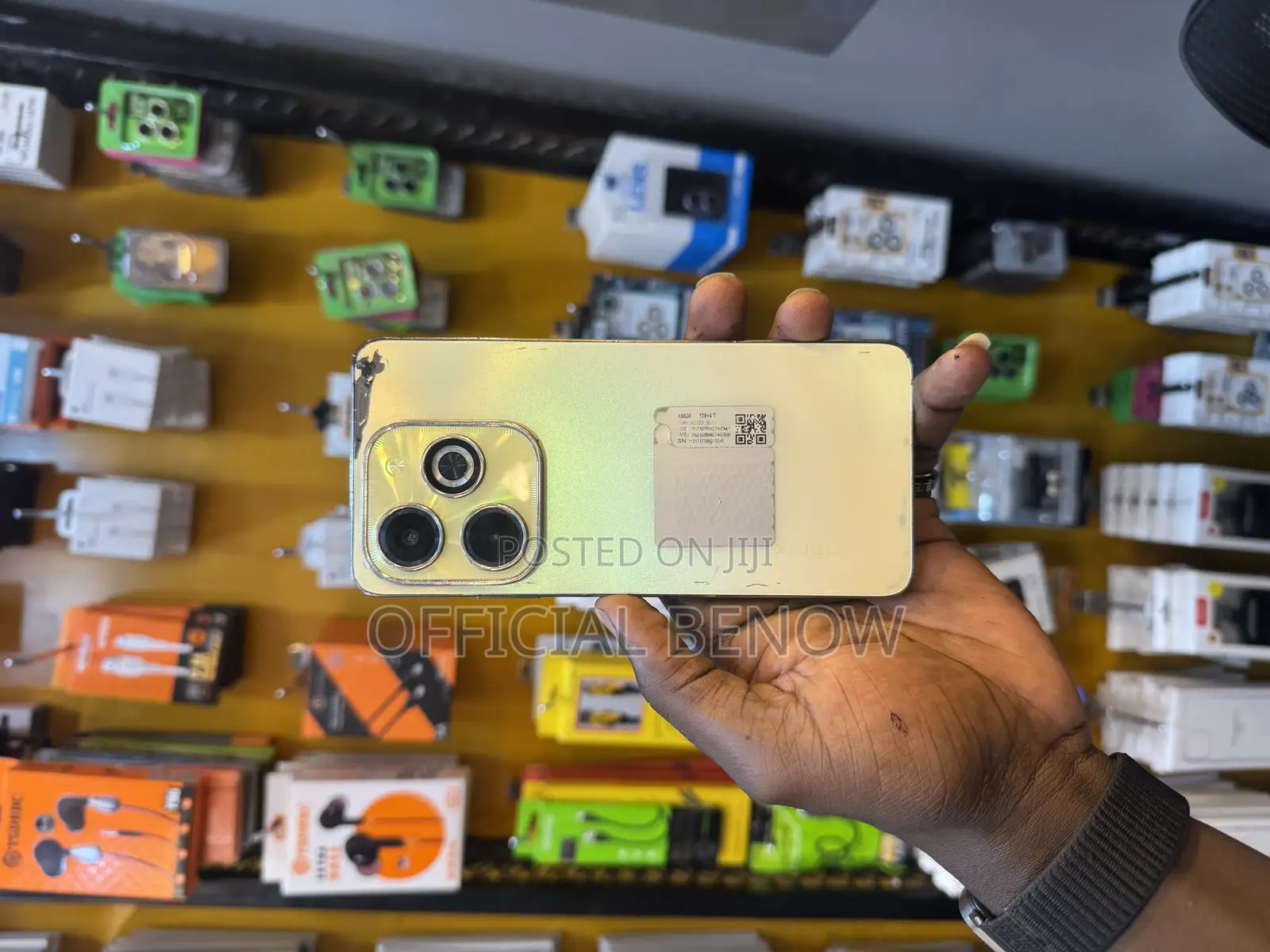Infinix Hot 40i 128 GB Gold