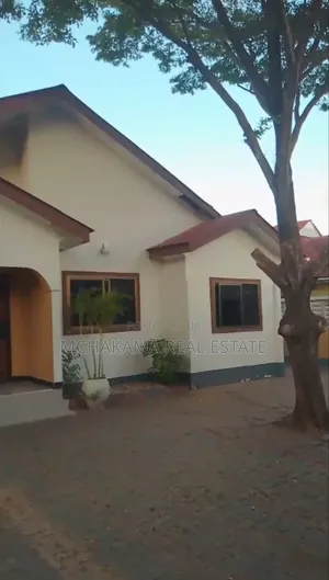 6bdrm House in Mchakama Real Estate, Bunju for sale