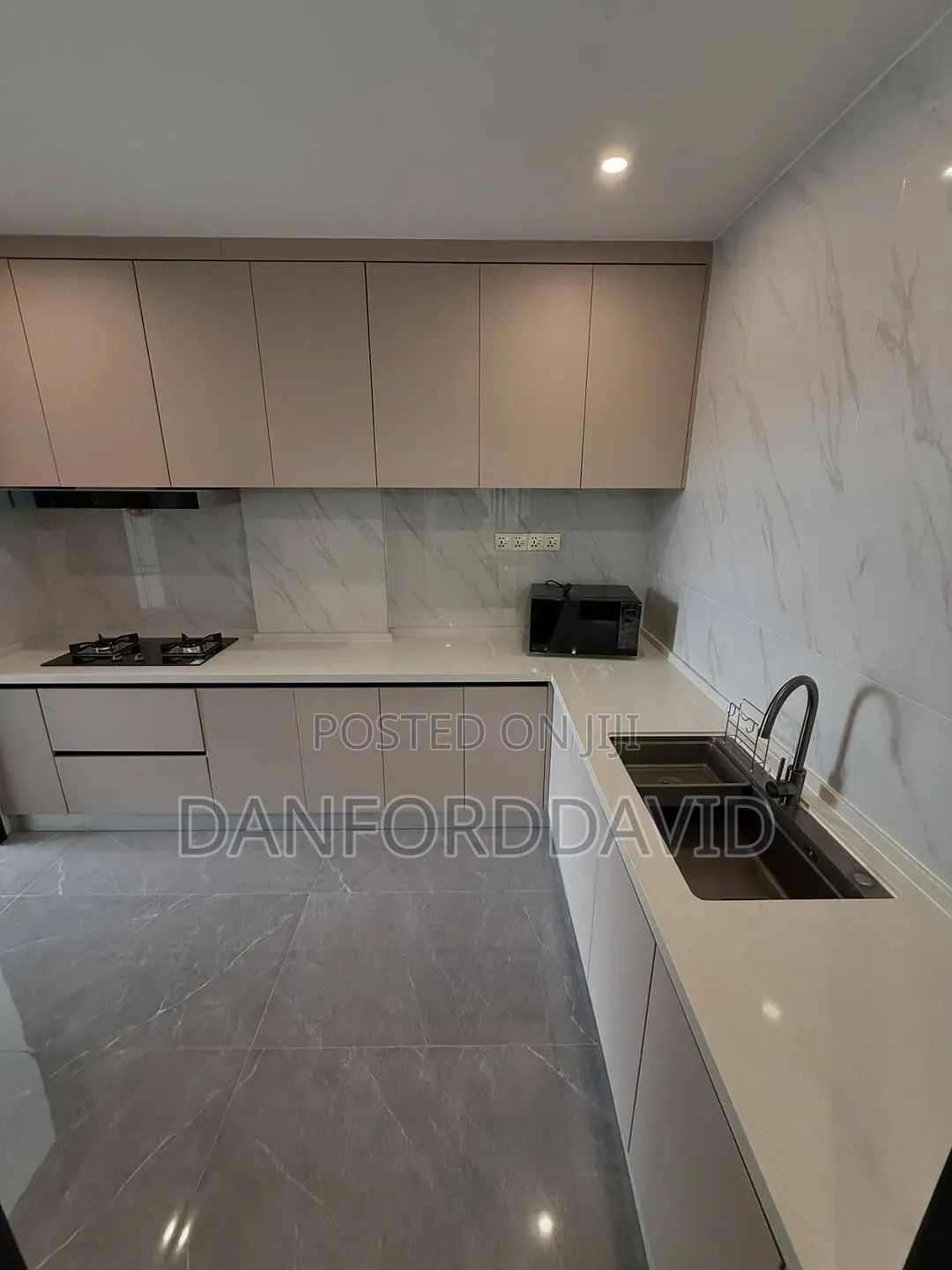 Furnished 3bdrm Apartment in Kahwa Real Estate, Masaki for rent