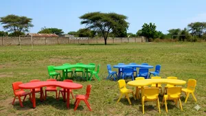 Kindergarten Moonshape Table