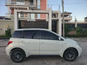 Toyota IST 2007 Pearl