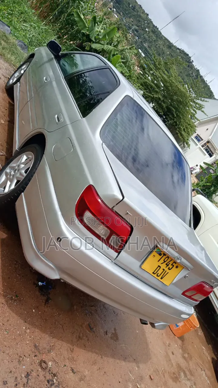 Toyota Carina 1999 Silver