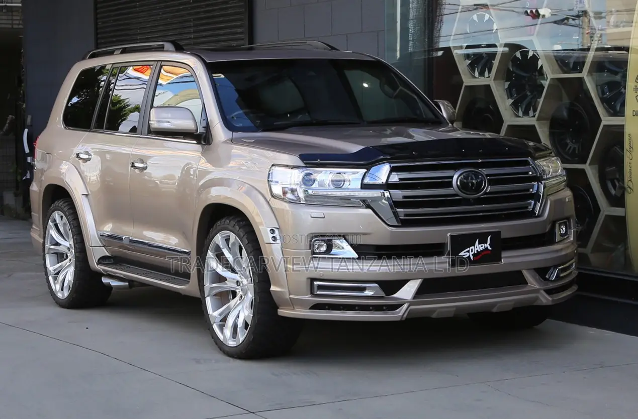 Toyota Land Cruiser 4.6 V8 ZX 2019 Gold