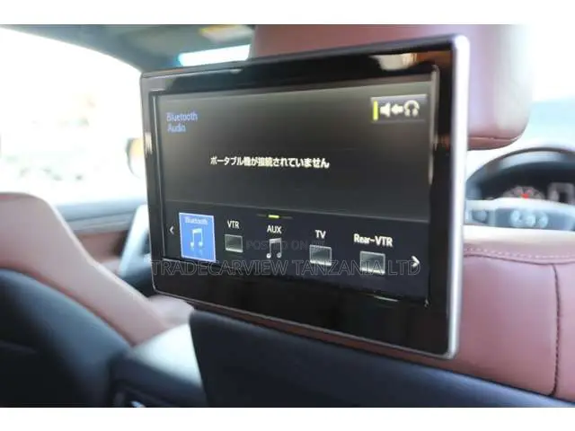 Toyota Land Cruiser 4.6 V8 ZX 2019 Gold