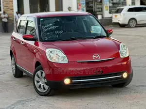 Mazda Verisa 2011 Red