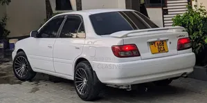 Toyota Carina 1.6 FWD Sedan 2000 Silver