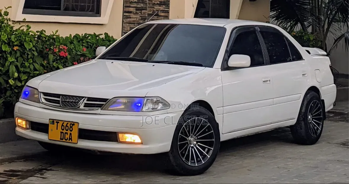 Toyota Carina 1.6 FWD Sedan 2000 Silver