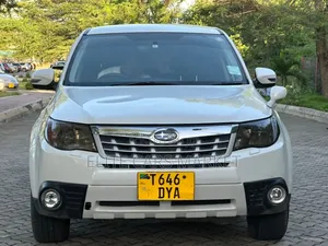Subaru Forester 2012 White