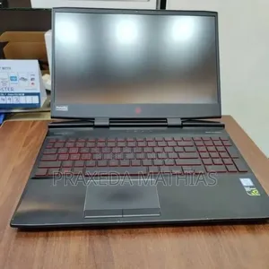 Laptop HP Omen 15-ce0xx 16GB Intel Core i7 SSD 512GB