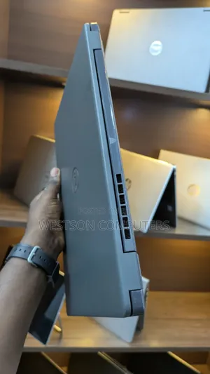 Laptop Dell Latitude 3410 8GB Intel Core i5 SSD 256GB