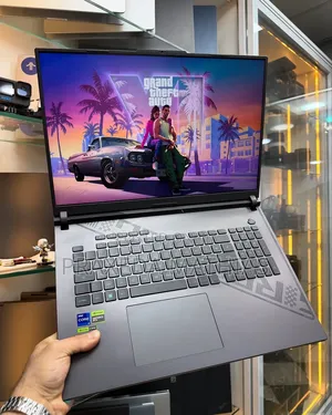 Laptop Asus ROG Strix G17 16GB Intel Core i9 SSD 1T