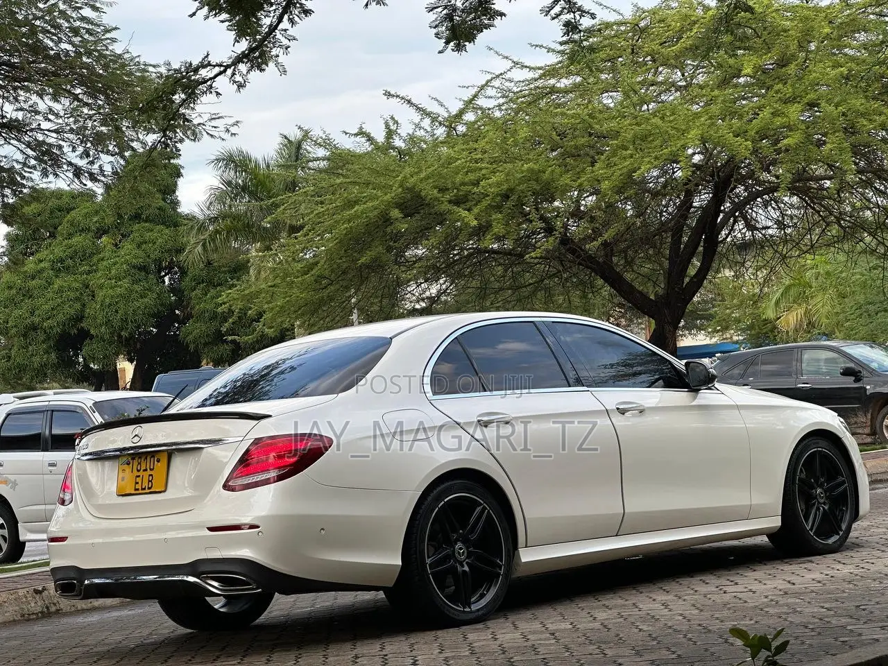 Mercedes-Benz E300 2017 White