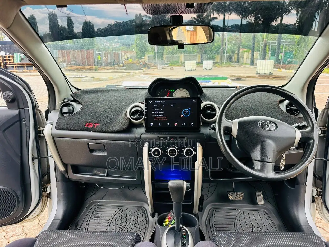 Toyota IST 2004 Silver