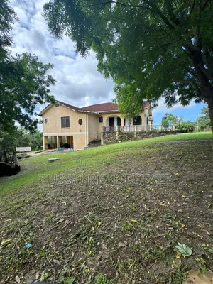 4bdrm House in Makongo Bus Stop, Kinondoni for sale