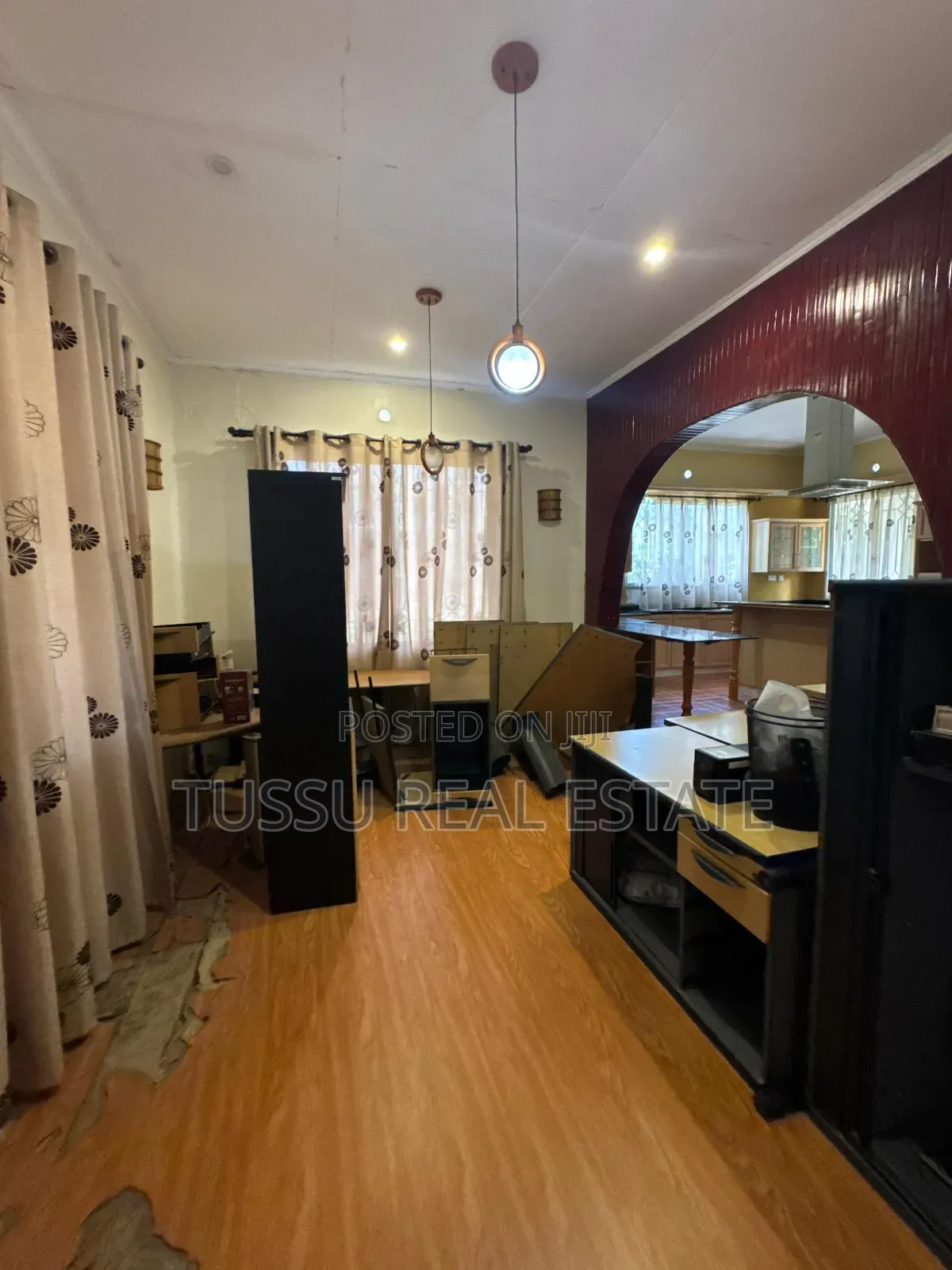 4bdrm House in Makongo Bus Stop, Kinondoni for sale