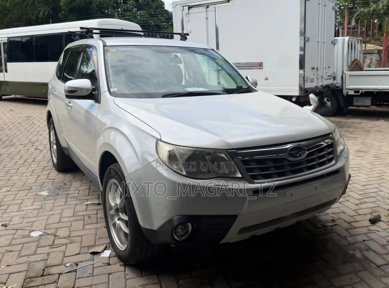 Subaru Forester 2011 White