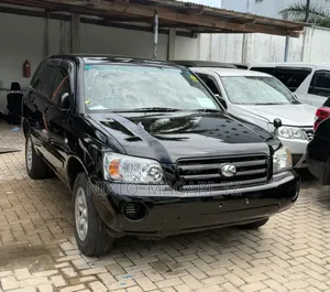 Toyota Kluger 2004 Black