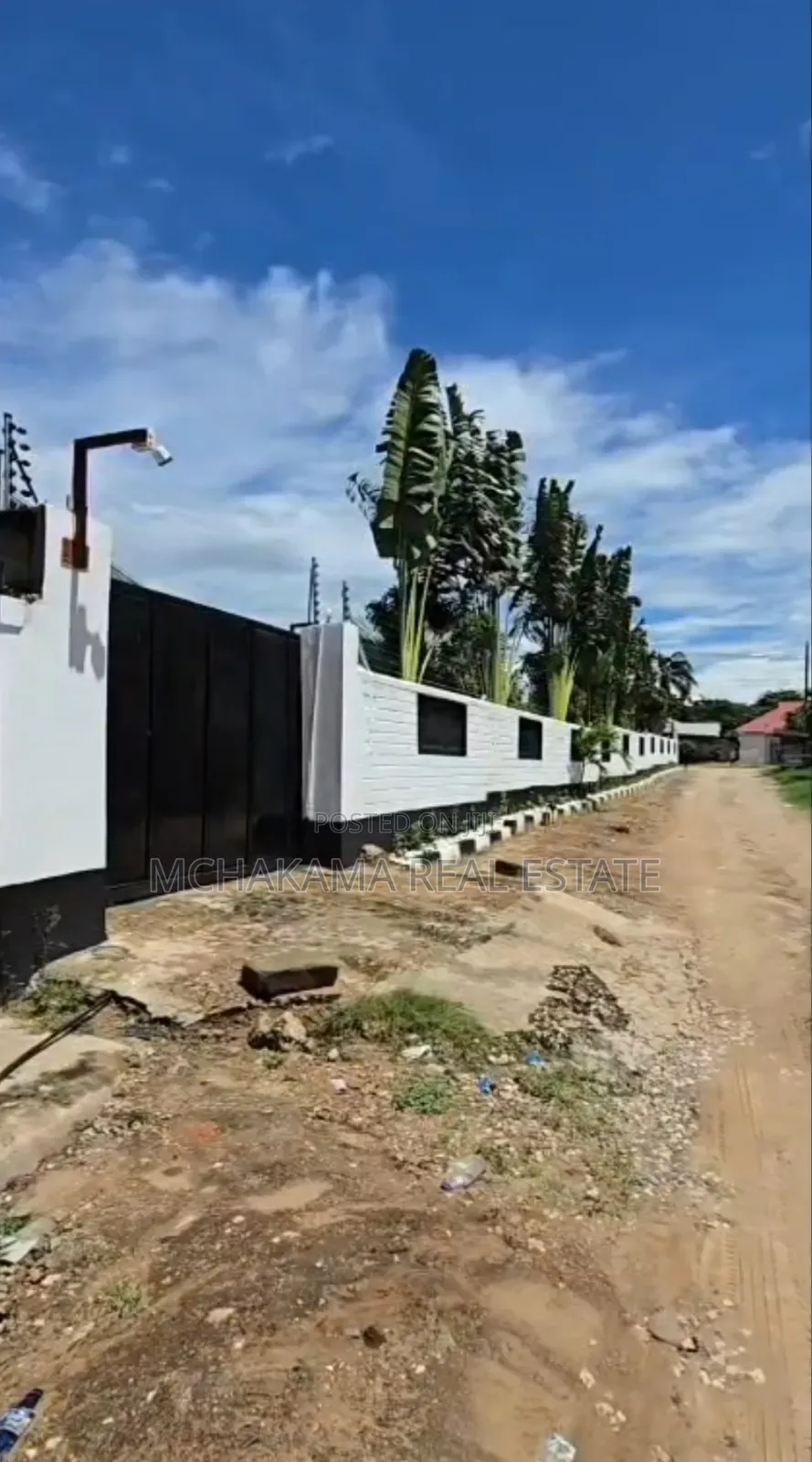 3bdrm House in Mchakama Real Estate, Mbezi Beach for sale